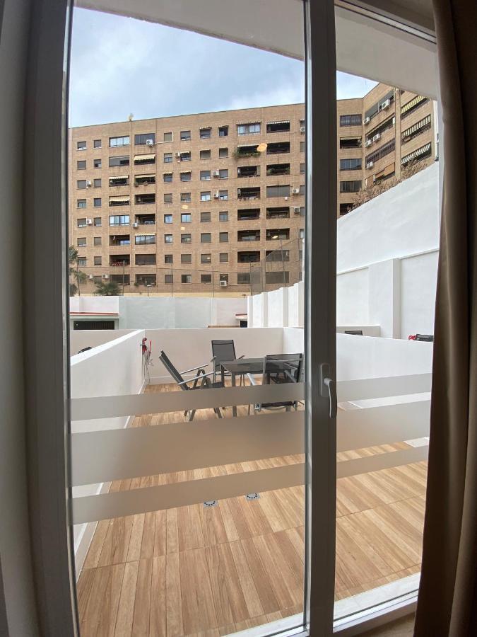 Travel Habitat Ave Sorolla Suites Валенсия Екстериор снимка