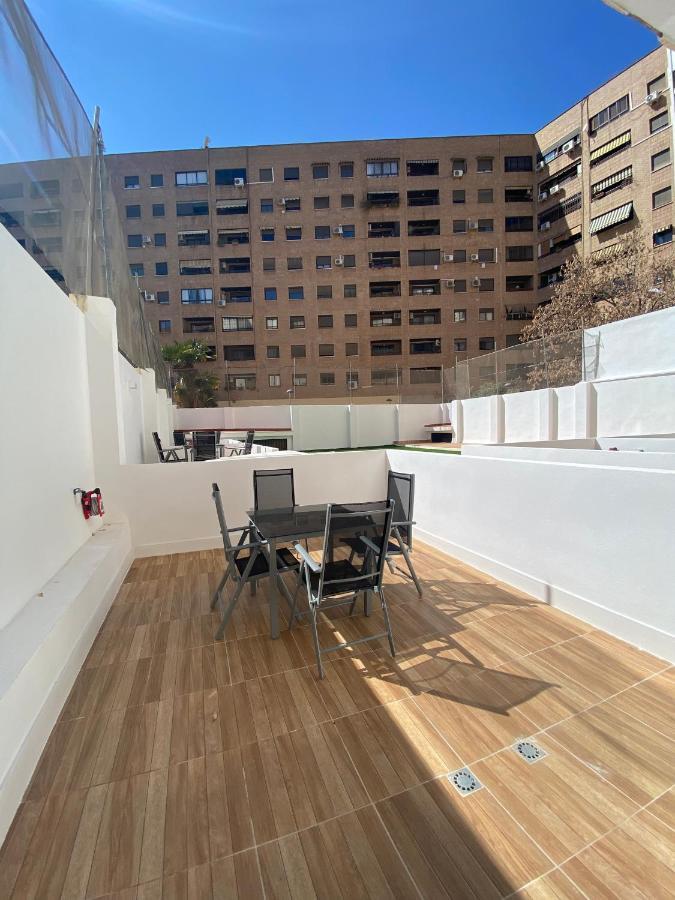 Travel Habitat Ave Sorolla Suites Валенсия Екстериор снимка